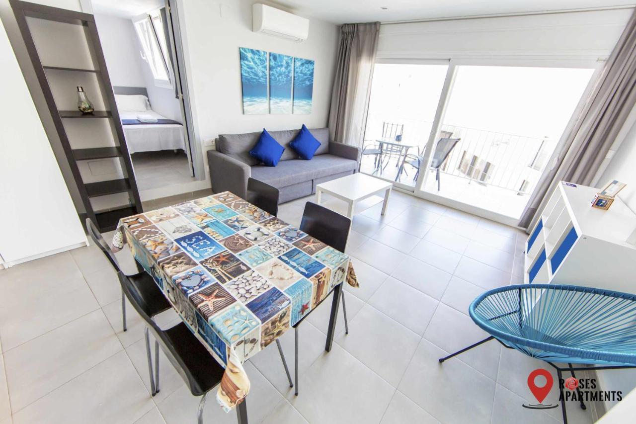 Roses Apartments Ocean 2 Habitaciones Vista Mar Lateral المظهر الخارجي الصورة